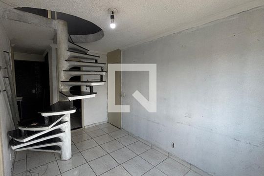 Sala de apartamento à venda com 3 quartos, 86m² em Vila Lutécia, Santo André