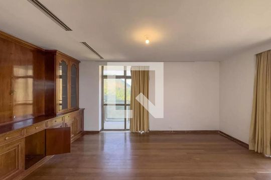 Apartamento à venda com 3 quartos, 270m² em Copacabana, Rio de Janeiro
