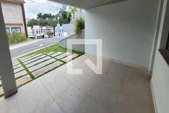 Casa de Condomínio à venda com 2 quartos, 266m² em Jardim Quintas das Videiras, Jundiaí
