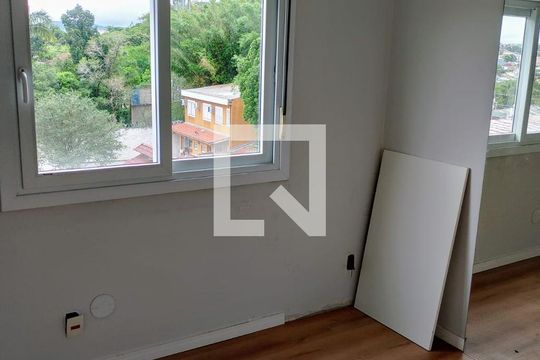 Quarto  de apartamento para alugar com 1 quarto, 56m² em Glória, Porto Alegre