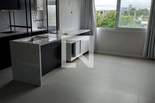 Sala  de apartamento para alugar com 1 quarto, 56m² em Glória, Porto Alegre