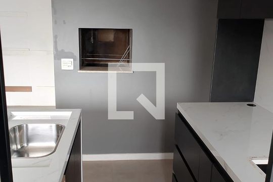 Cozinha  de apartamento para alugar com 1 quarto, 56m² em Glória, Porto Alegre