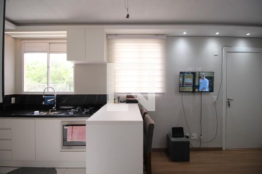 Sala de apartamento à venda com 2 quartos, 50m² em Santa Fé, Porto Alegre