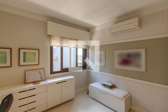 Quarto de apartamento à venda com 3 quartos, 133m² em Tristeza, Porto Alegre
