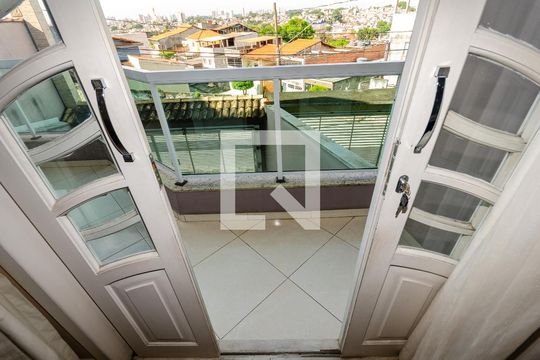 Sala - Sacada de casa à venda com 3 quartos, 183m² em Vila Mirante, São Paulo