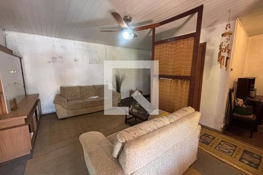 Casa para alugar com 4 quartos, 260m² em Primavera, Novo Hamburgo