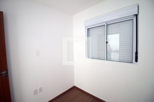 Quarto 1 de apartamento à venda com 2 quartos, 37m² em Del Castilho , Rio de Janeiro
