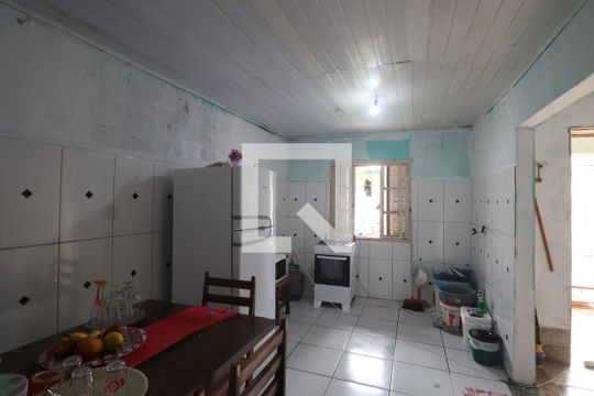 Cozinha de casa à venda com 1 quarto, 52m² em Harmonia, Canoas