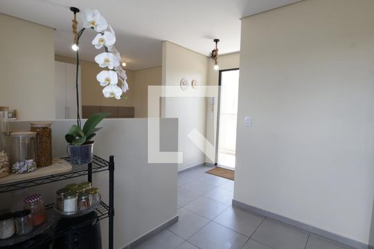 Cozinha de kitnet/studio à venda com 1 quarto, 48m² em Vila Ernesto, São Paulo