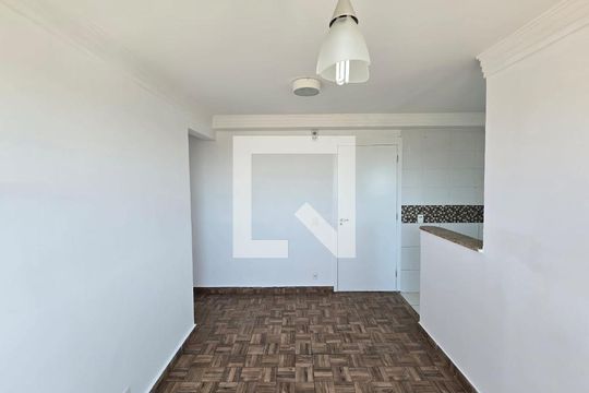 Sala  de apartamento à venda com 2 quartos, 44m² em Jardim Las Vegas, Guarulhos