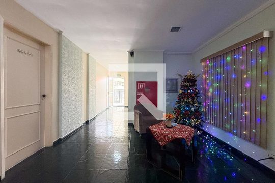 Hall de entrada de apartamento à venda com 2 quartos, 63m² em Sacoma, São Paulo