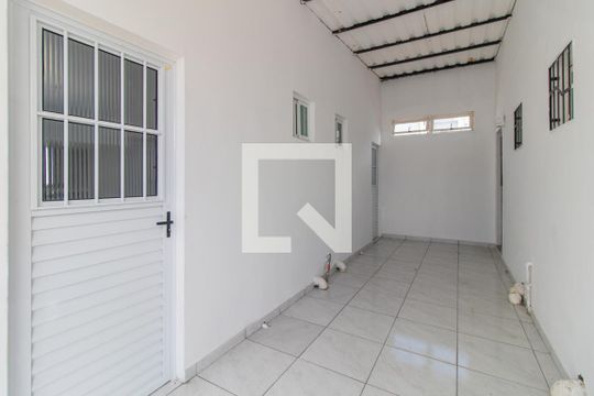 Área comum de apartamento para alugar com 1 quarto, 50m² em Azenha, Porto Alegre
