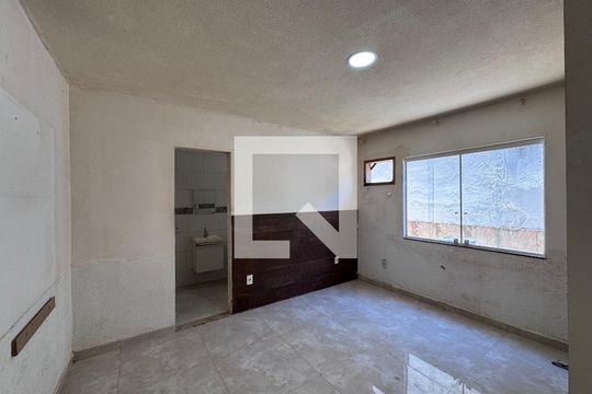 Suíte de casa à venda com 2 quartos, 200m² em Vargem Grande, Rio de Janeiro