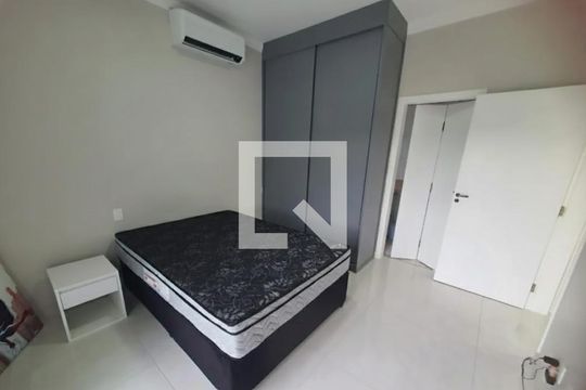 Casa de Condomínio à venda com 4 quartos, 440m² em Bairro dos Casa, São Bernardo do Campo