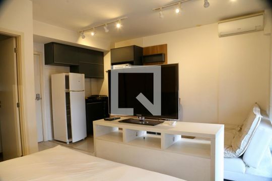 Studio de kitnet/studio à venda com 1 quarto, 33m² em Chácara Santo Antônio, São Paulo