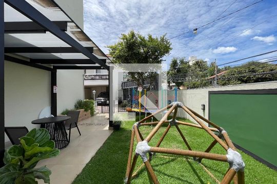 Área comum de casa de condomínio à venda com 3 quartos, 136m² em Caxingui, São Paulo