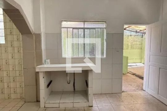 Casa à venda com 4 quartos, 360m² em Horto, Belo Horizonte