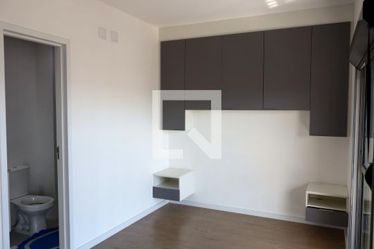 Quarto 1 de apartamento para alugar com 1 quarto, 38m² em Centro, Osasco