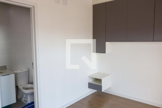 Quarto 1 de apartamento para alugar com 1 quarto, 38m² em Centro, Osasco