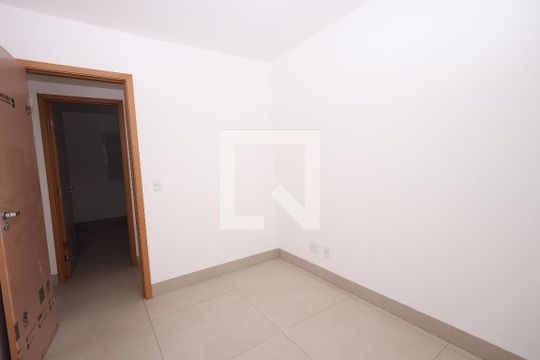 Quarto 1 de apartamento para alugar com 2 quartos, 58m² em Vila Lucy, Goiânia