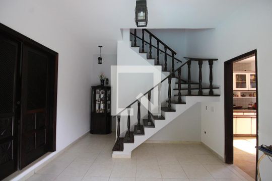Hall de entrada de casa de condomínio à venda com 4 quartos, 1500m² em Pechincha, Rio de Janeiro
