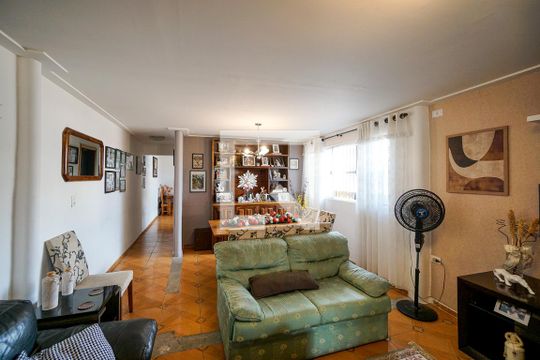 Sala de estar de casa à venda com 4 quartos, 150m² em Vila Matilde, São Paulo