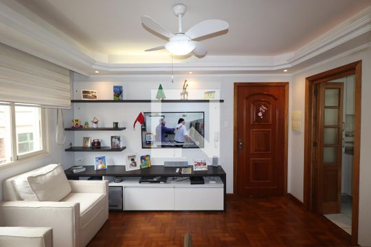 Apartamento à venda com 3 quartos, 77m² em Rio Branco, Porto Alegre