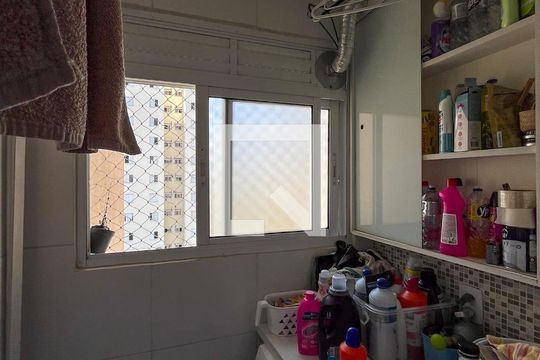 Area de Serviço de apartamento para alugar com 3 quartos, 63m² em Jardim Celeste, São Paulo
