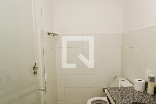 Banheiro da Suíte de apartamento à venda com 2 quartos, 50m² em Palmeiras, Belo Horizonte