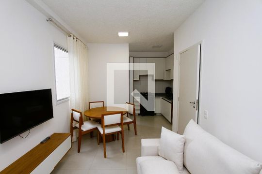 Sala de apartamento para alugar com 2 quartos, 50m² em Palmeiras, Belo Horizonte