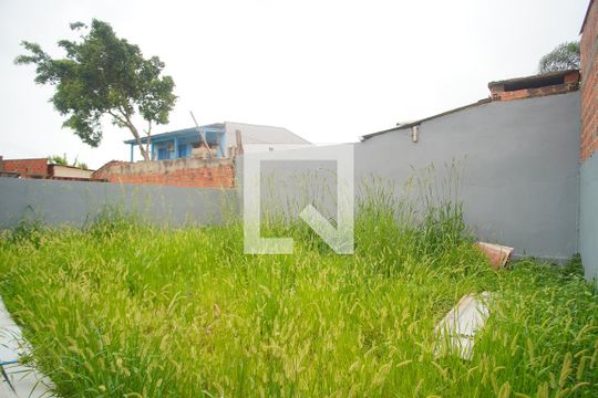 Quintal de casa à venda com 3 quartos, 120m² em Campina, São Leopoldo