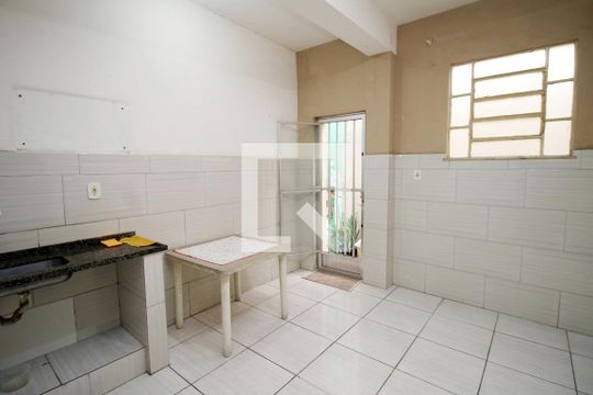 Cozinha de apartamento à venda com 3 quartos, 100m² em Vaz Lobo, Rio de Janeiro