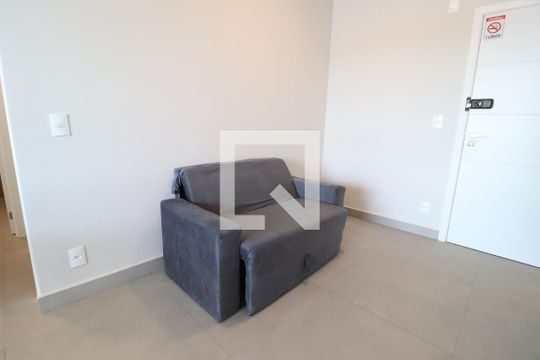 Sala de apartamento para alugar com 2 quartos, 70m² em Tibery, Uberlândia