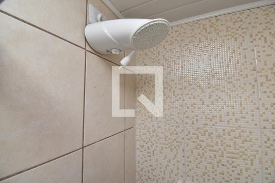 Banheiro do Studio de kitnet/studio para alugar com 1 quarto, 21m² em Centro, Curitiba