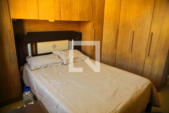 Casa à venda com 2 quartos, 96m² em Santa Terezinha, São Bernardo do Campo