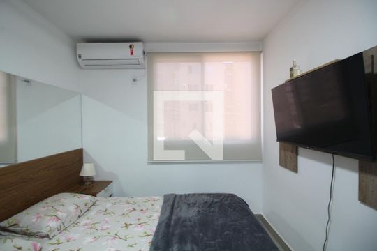 Quarto 2 de apartamento para alugar com 2 quartos, 45m² em Taquara, Rio de Janeiro