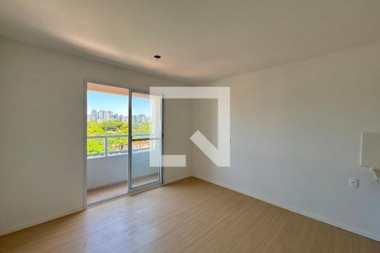 Quarto  de kitnet/studio para alugar com 1 quarto, 25m² em Itaim Bibi, São Paulo