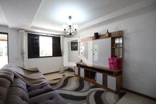 Sala de casa de condomínio à venda com 4 quartos, 250m² em Taquara, Rio de Janeiro