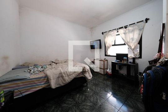 Quarto 2 de casa à venda com 3 quartos, 270m² em Jardim Danfer, São Paulo