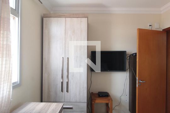 Suite de apartamento à venda com 3 quartos, 120m² em Rio Branco, Belo Horizonte
