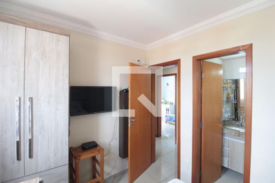 Suite de apartamento à venda com 3 quartos, 120m² em Rio Branco, Belo Horizonte