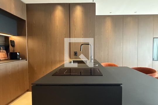 Apartamento para alugar com 1 quarto, 57m² em Pinheiros, São Paulo
