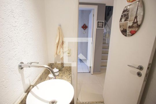 Lavabo de casa de condomínio à venda com 3 quartos, 119m² em Jacarepaguá, Rio de Janeiro