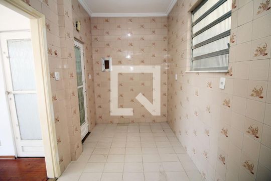 Cozinha de apartamento à venda com 2 quartos, 60m² em Olaria, Rio de Janeiro