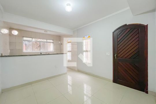 Cozinha de casa à venda com 3 quartos, 250m² em Vila Osasco, Osasco