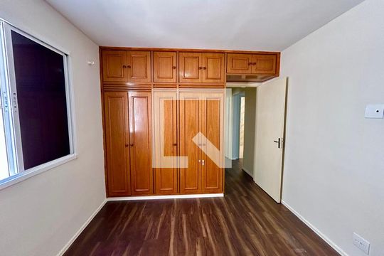 Quarto 2 de apartamento à venda com 2 quartos, 62m² em Jardim Barbosa, Guarulhos
