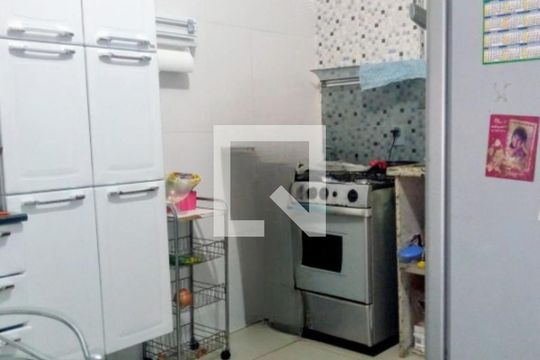 Casa para alugar com 2 quartos, 130m² em Campo Grande, Rio de Janeiro