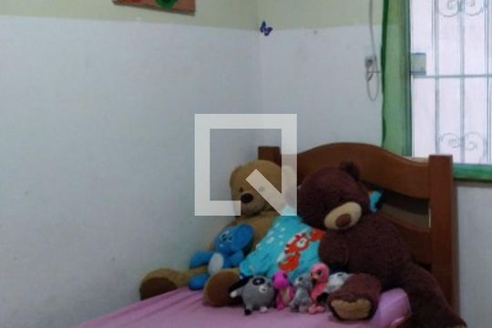 Casa para alugar com 2 quartos, 130m² em Campo Grande, Rio de Janeiro