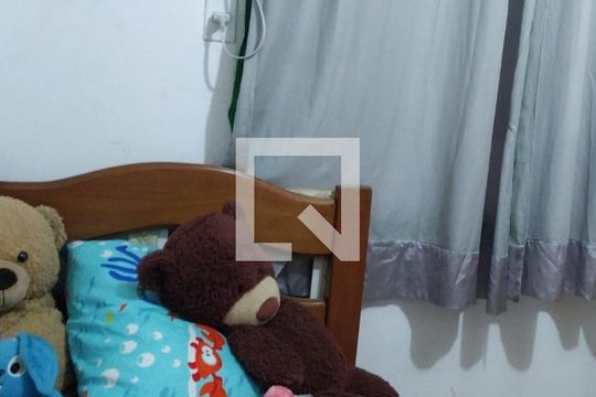 Casa para alugar com 2 quartos, 130m² em Campo Grande, Rio de Janeiro