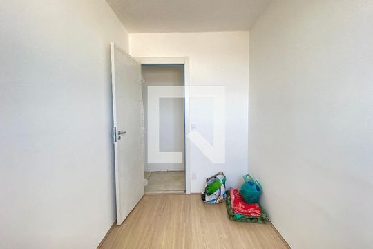 Apartamento à venda com 2 quartos, 50m² em Bonsucesso, Rio de Janeiro